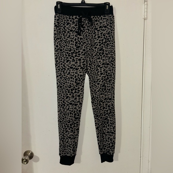 Ott leopard leisure set. Worn twice. - Picture 4 of 6